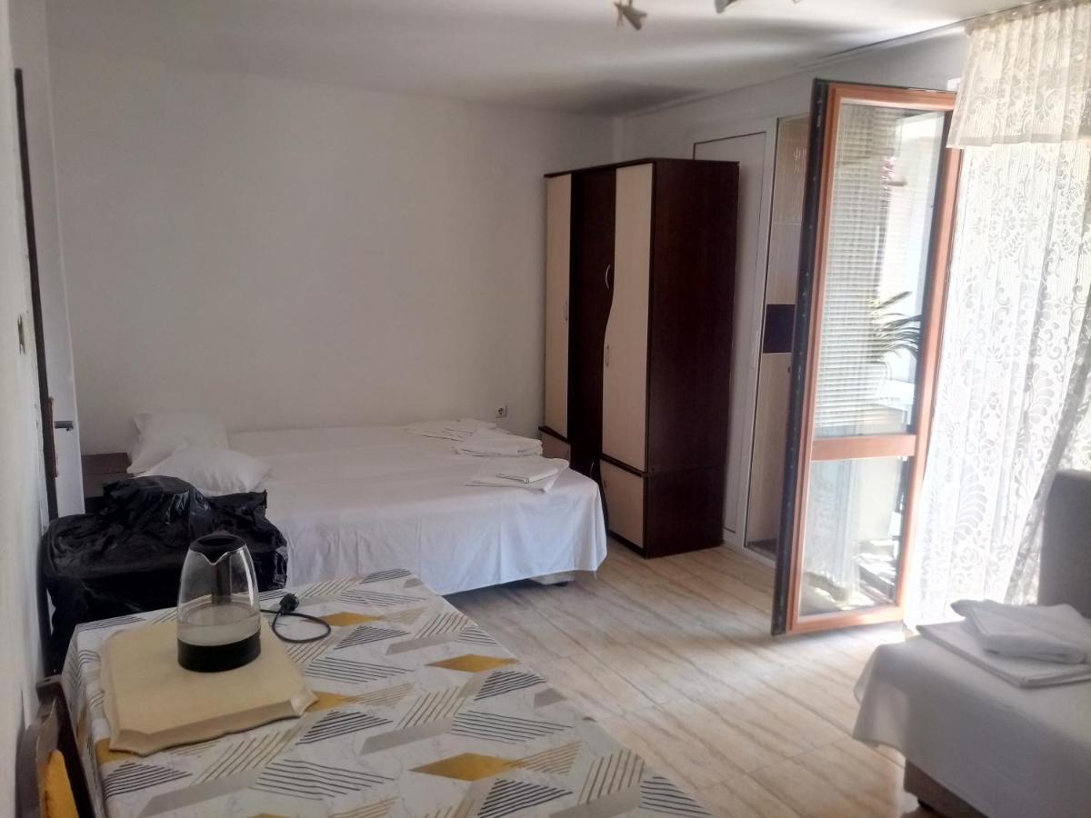Farlalievi Guest House Sozopol Eksteriør billede