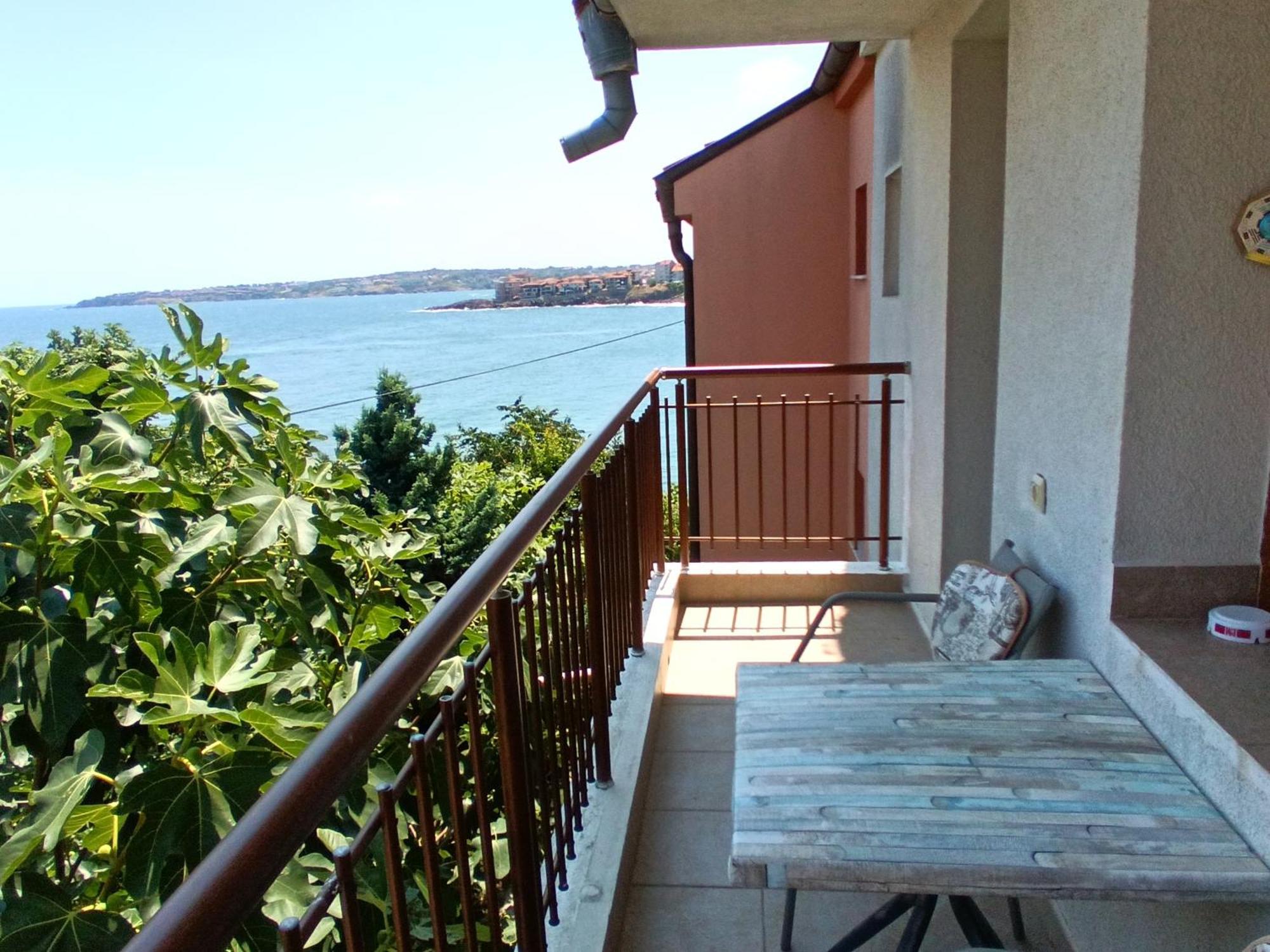 Farlalievi Guest House Sozopol Eksteriør billede