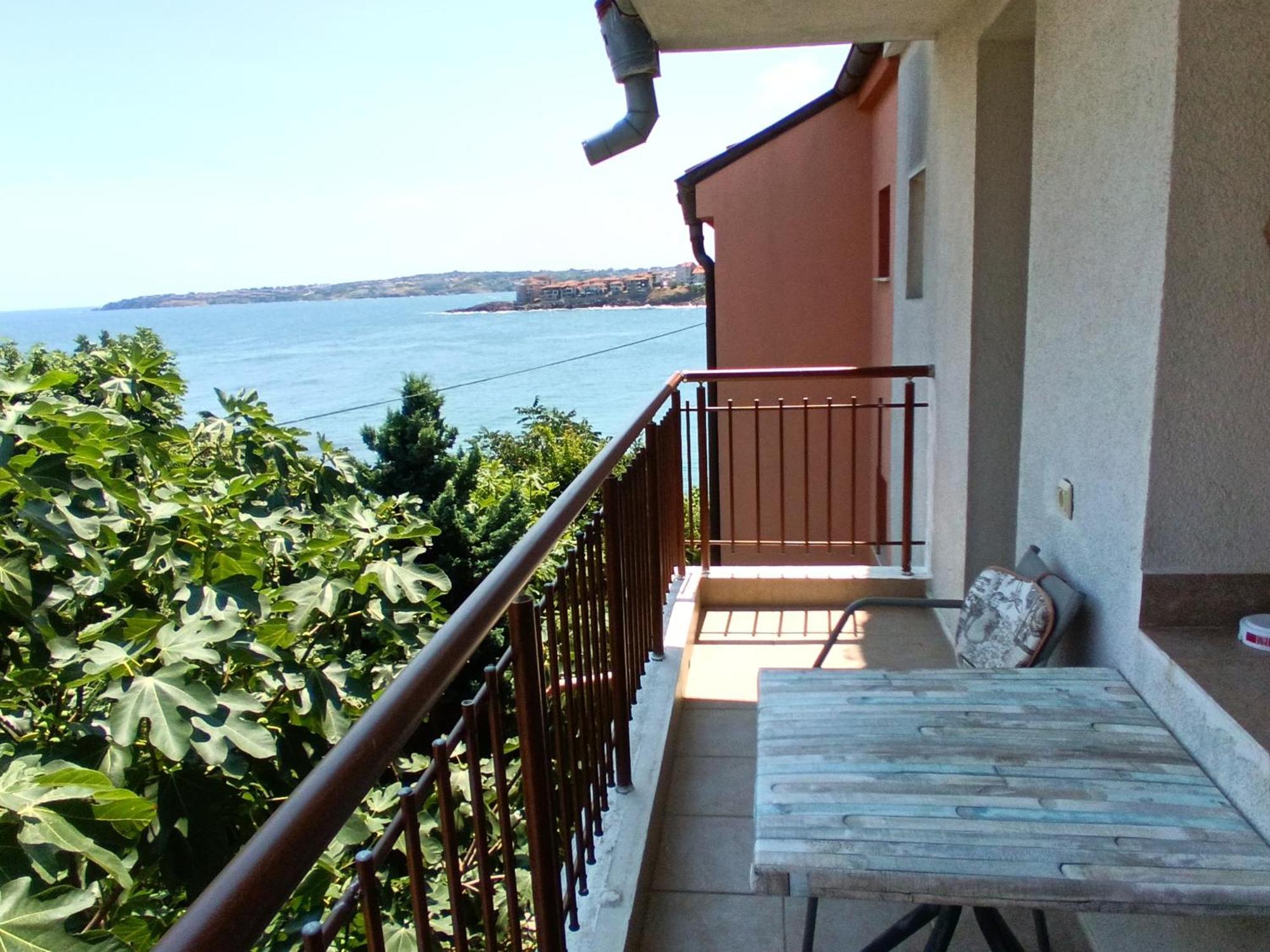 Farlalievi Guest House Sozopol Eksteriør billede