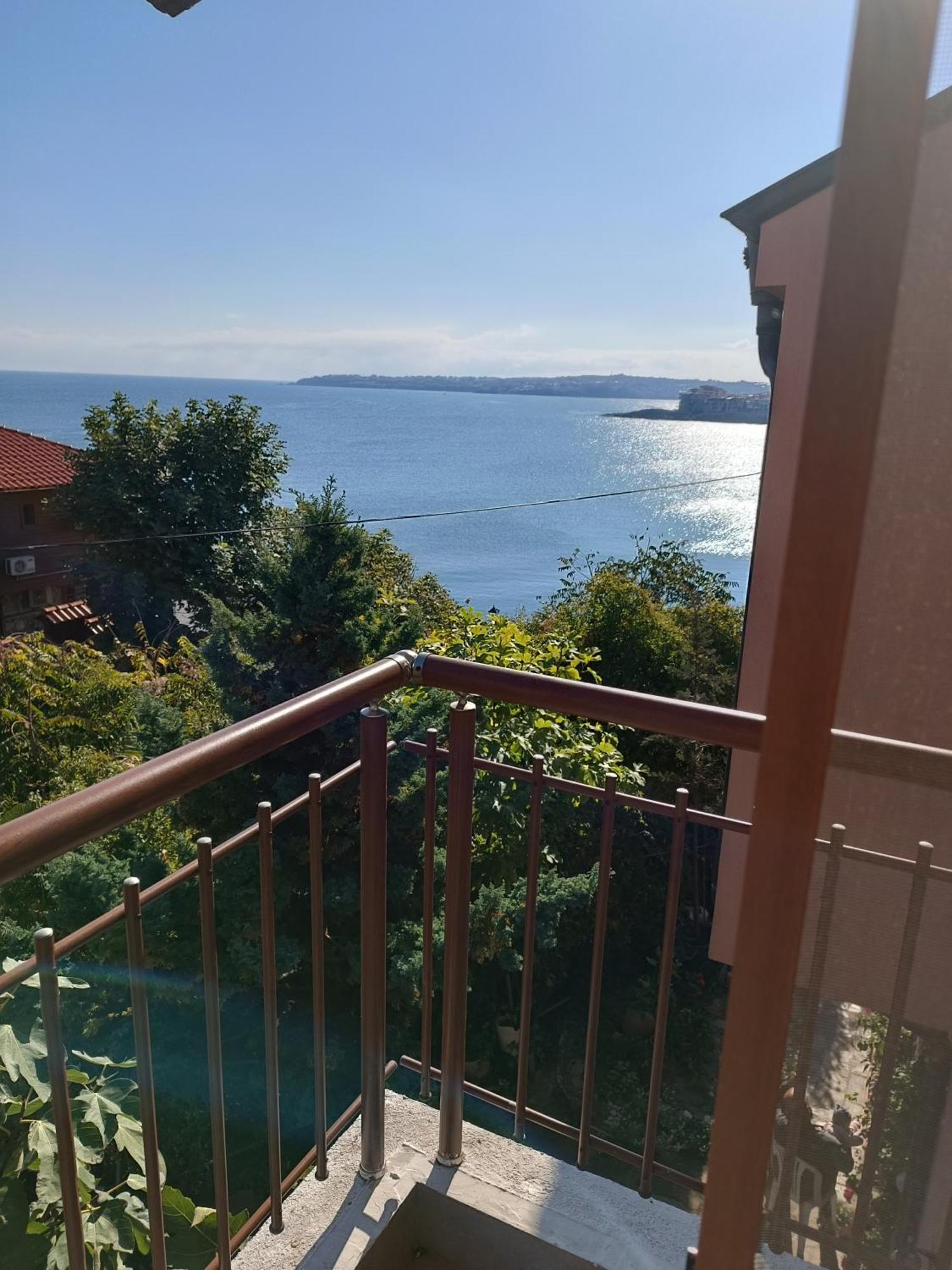 Farlalievi Guest House Sozopol Eksteriør billede